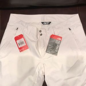 NWT North Face Sally Snow Pant